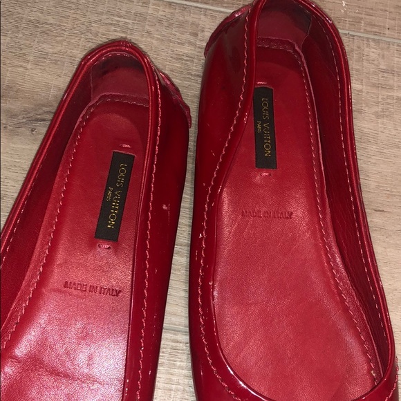 Louis Vuitton red flats!! - Picture 5 of 6